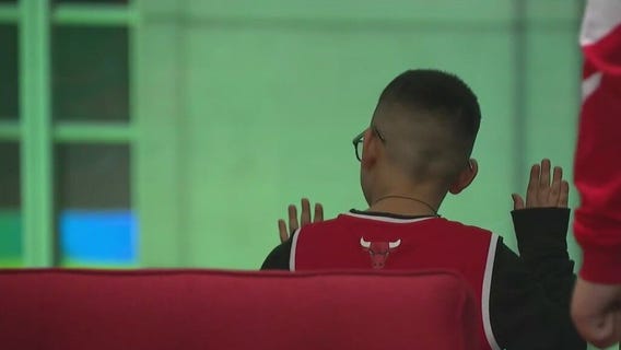 Chicago Bulls superfan gets VIP treatment