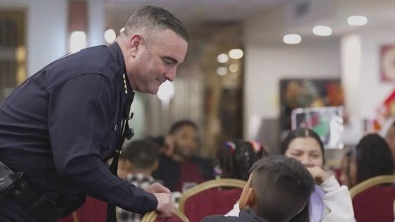 Oakland Police host holiday celebration for 100 kids