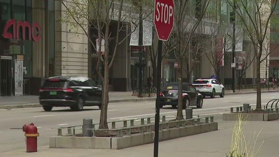Fencing removed from downtown Chicago as strategy shifts to handle 'teen takeovers'