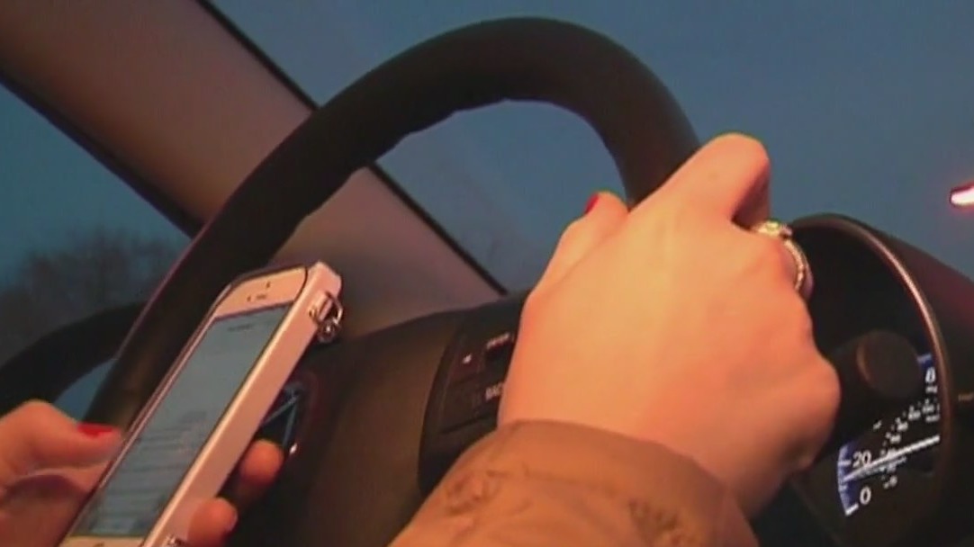 Campaign to delay giving kids a smartphone