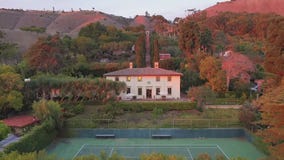 Top Property: Villa Narcissa overlooking the Pacific Ocean