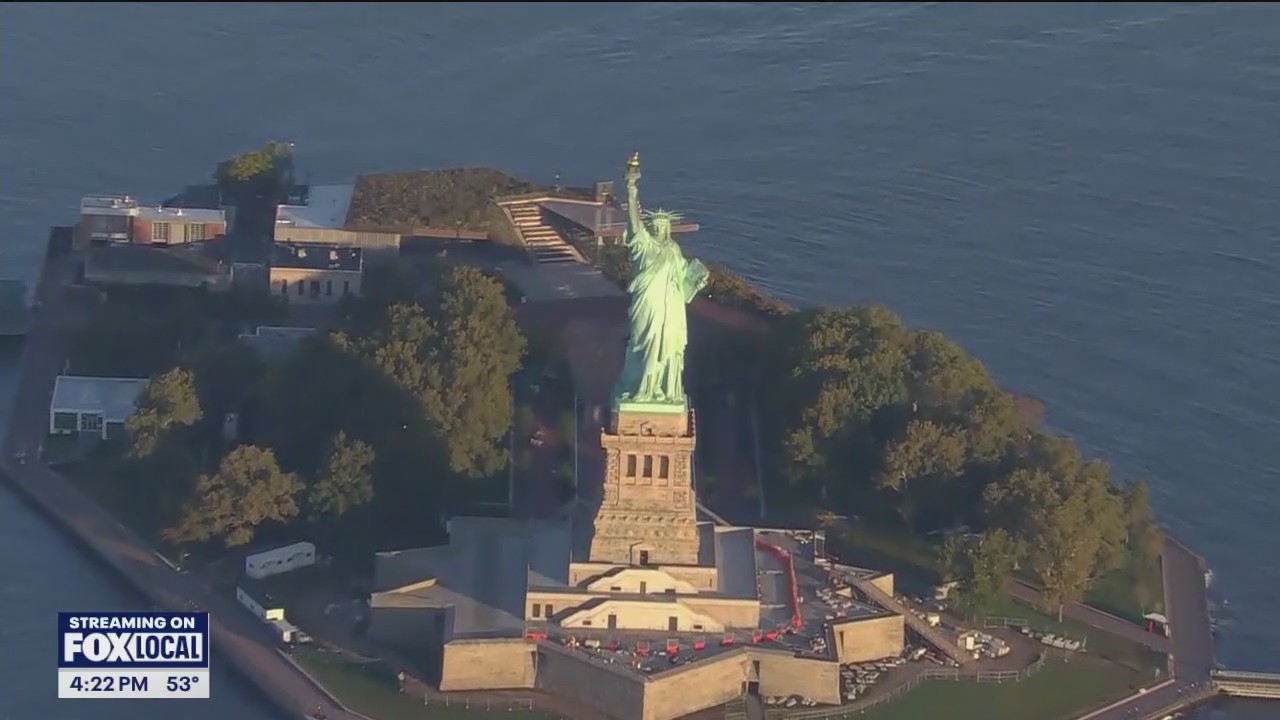 French lawmaker demands US return State of Liberty