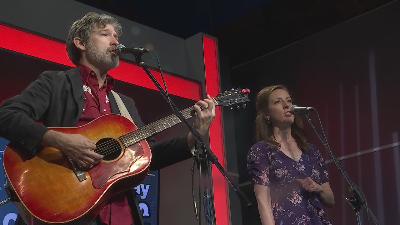 Music in the Morning: Nicolette Good and Colin Gilmore