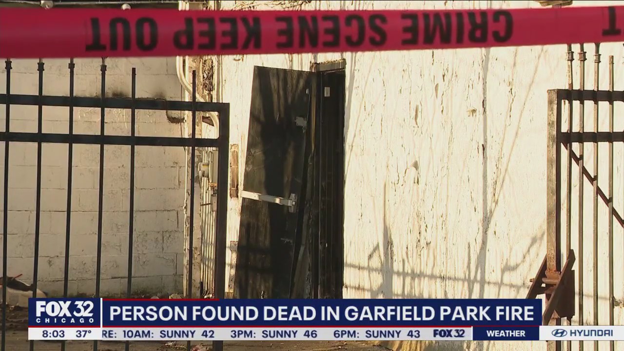 Person found dead in liquor store fire in Garfield Park