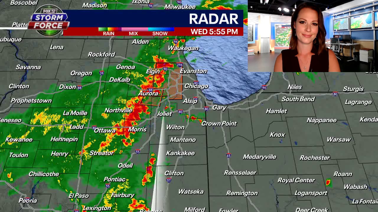 Strong storms heading into Chicago