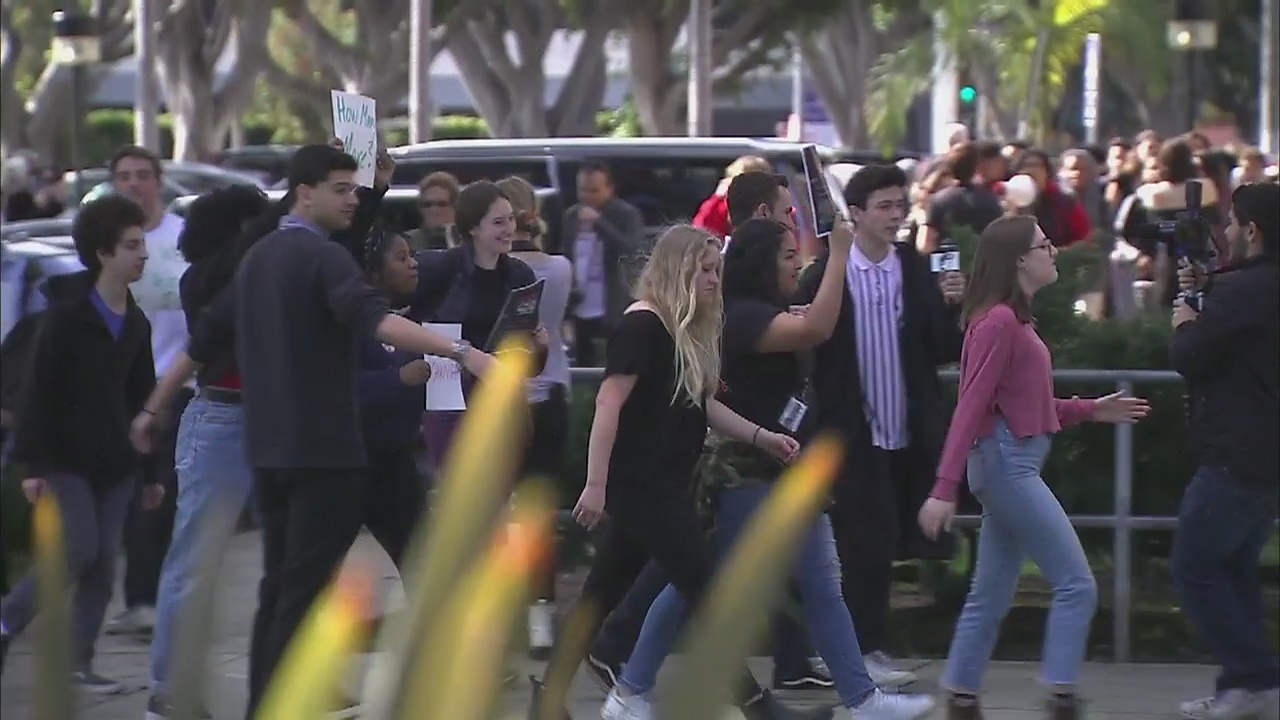 National School Walkout: SoCal students join others in nationwide walkout