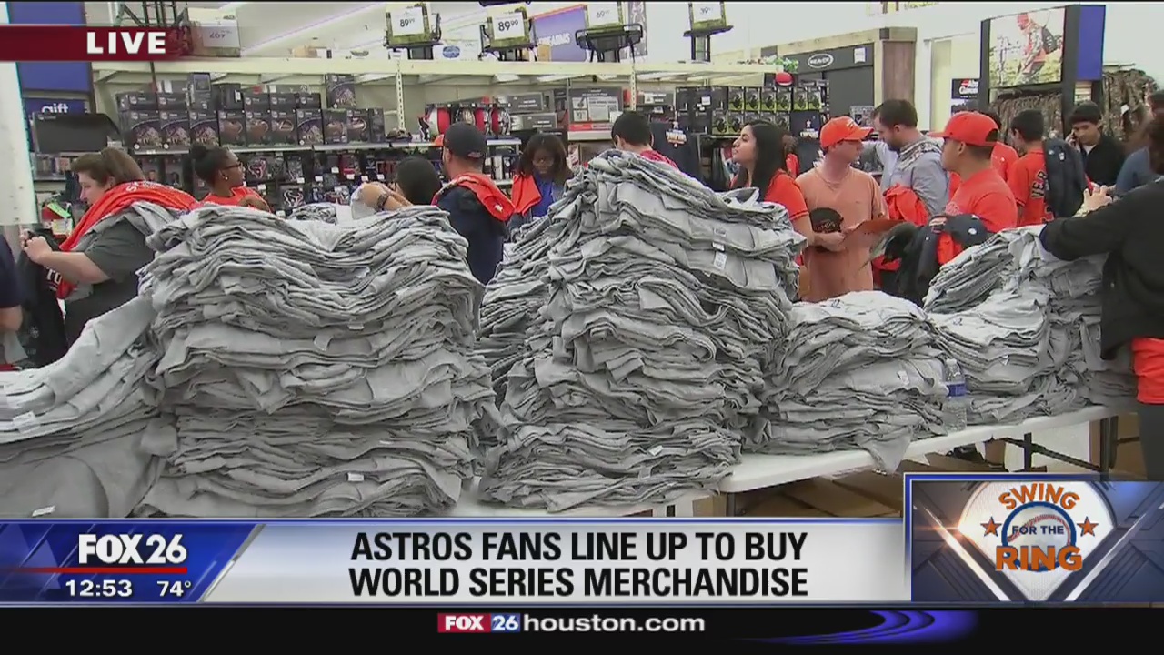Astros fans line up to buy World Series merchandise