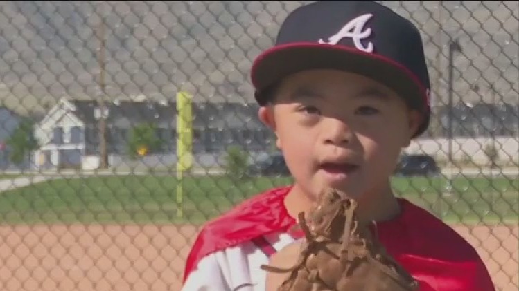 Boy hoping to pitch for all 30 MLB teams