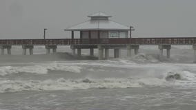 Hurricane Ian makes Florida landfall as 'extremely dangerous' Category 4 storm