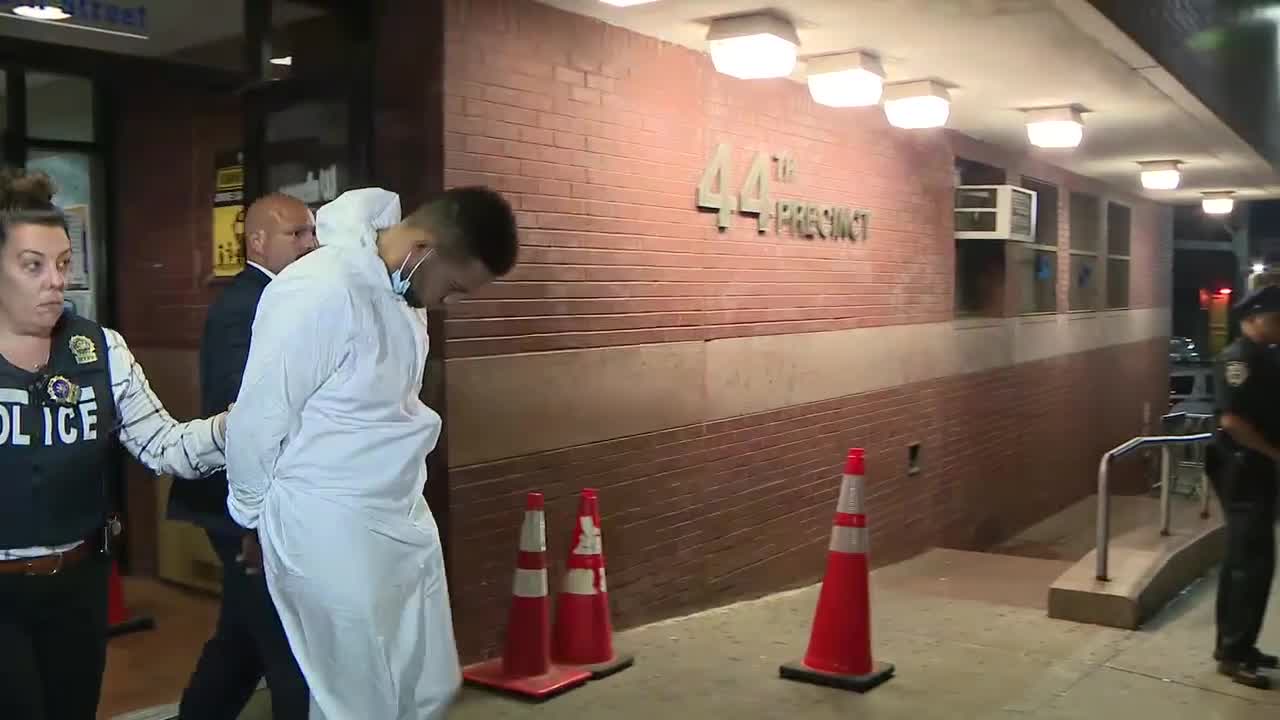 Suspect in custody in cop's murder | FOX 5 New York
