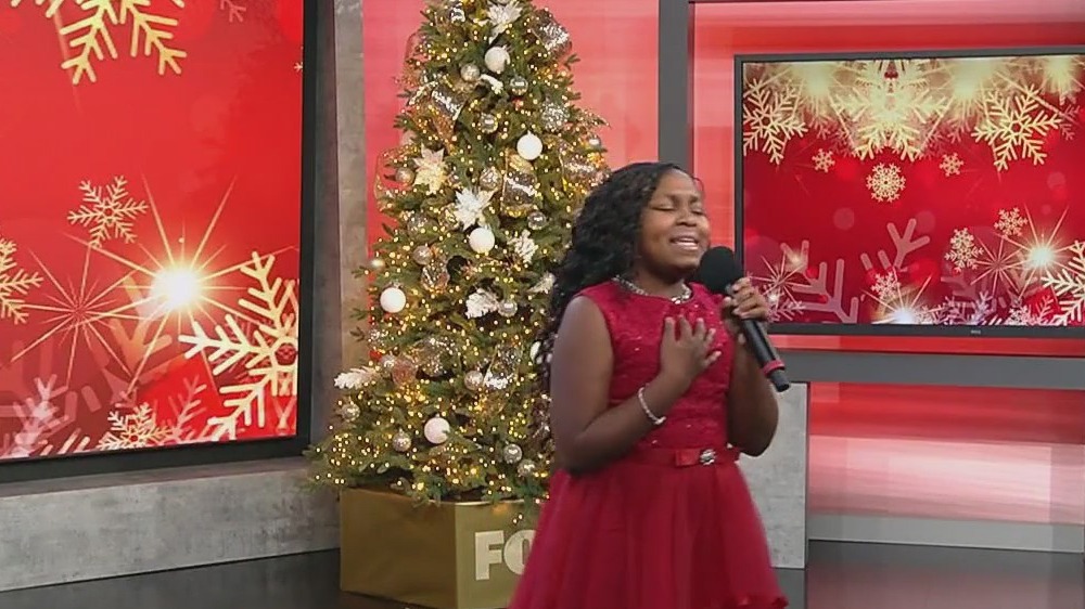 Christmas 2025: Singing sensation Taylor Brinae