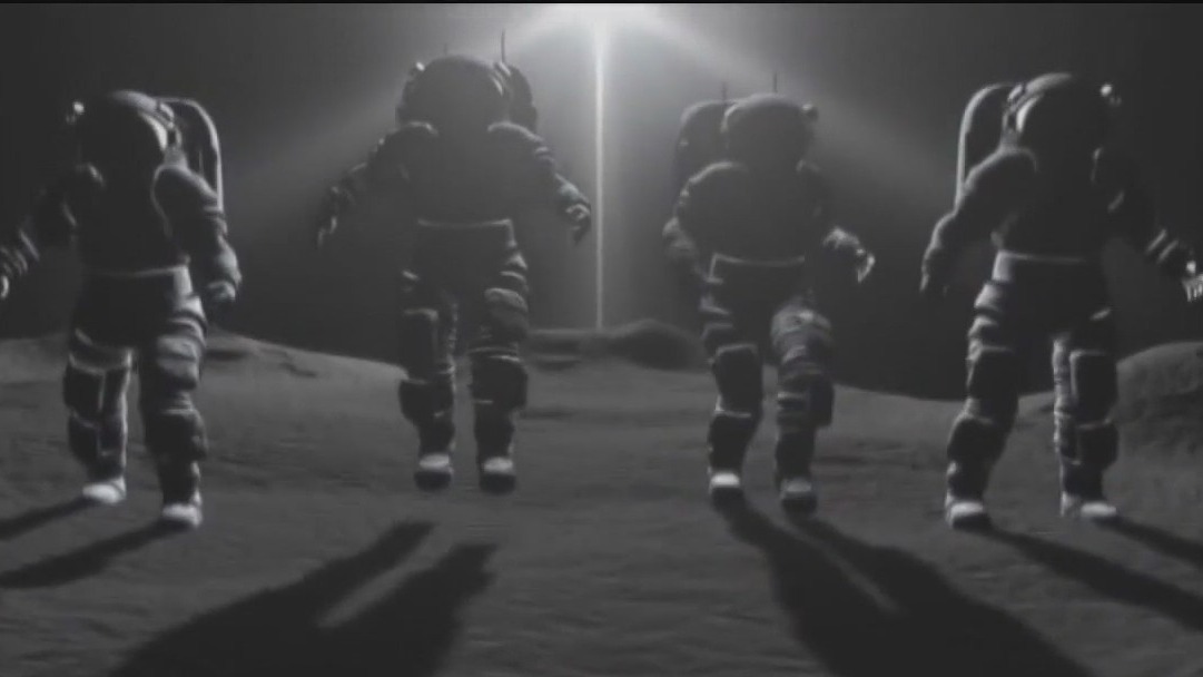 America's trip to moon may be delayed