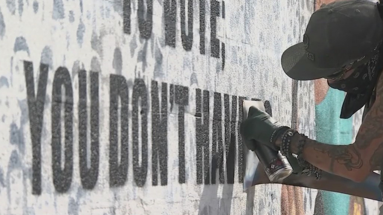 New downtown Phoenix mural hopes to inspire Arizonans to vote