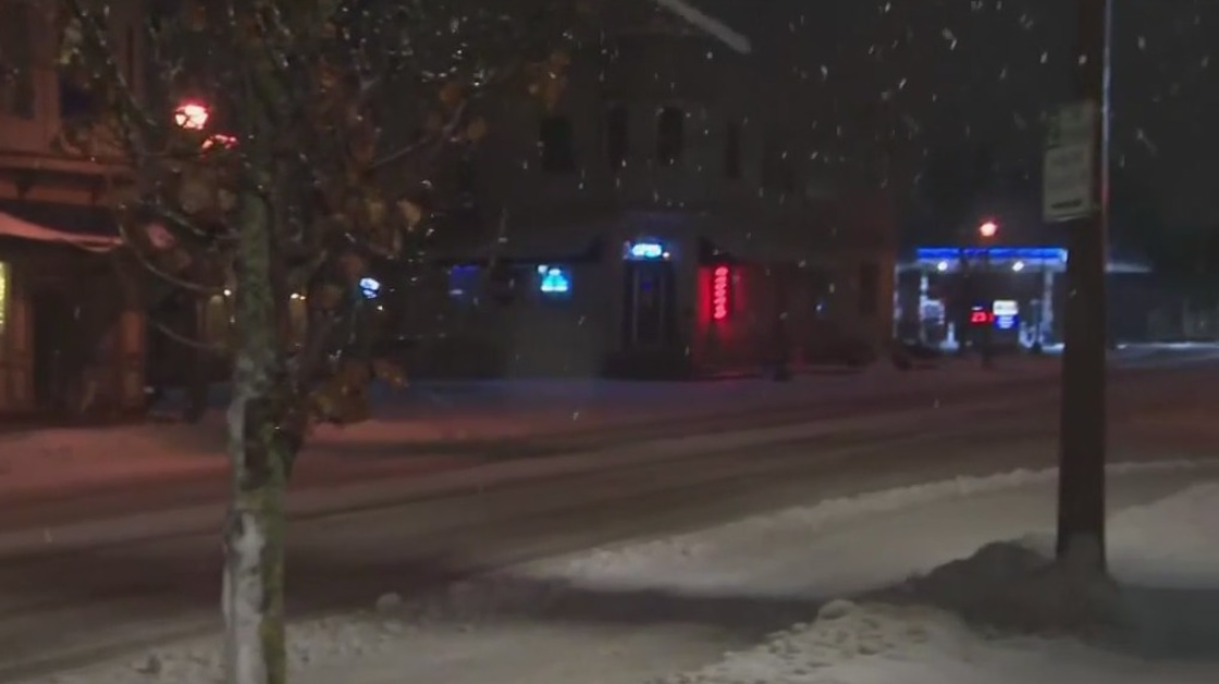 Snow, wintry mix arrives Tuesday night