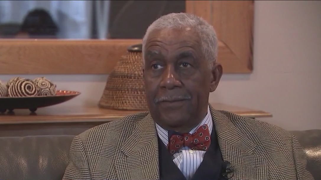 Chicago street corner renamed in honor of Rev. Doctor Leon Finney
