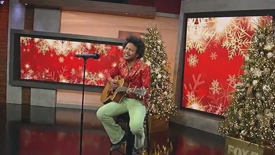 Christmas 2025: Buddy Red sings Blue Christmas