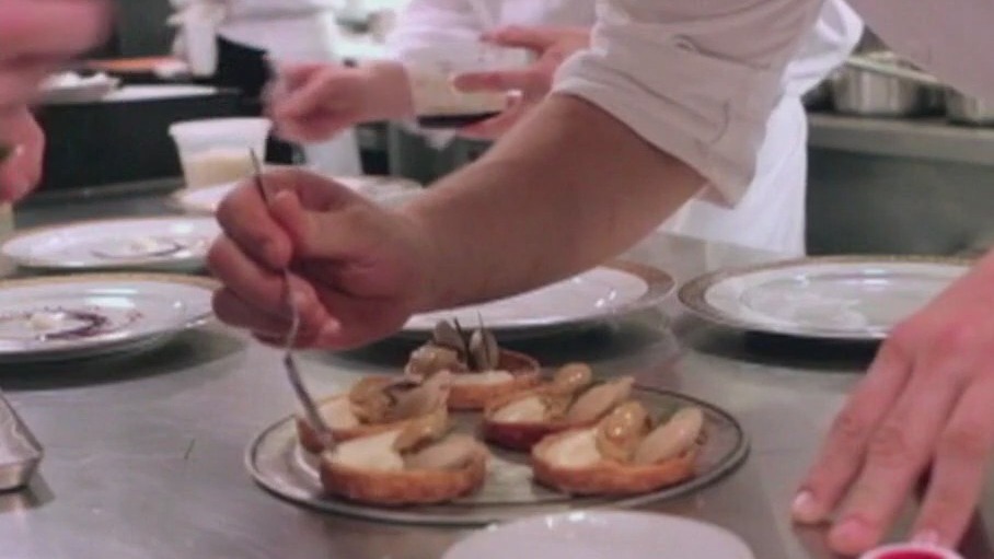 Alinea in Chicago loses Michelin star