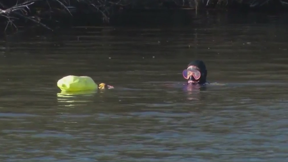 Vehicle of Illinois woman missing for decades found in river