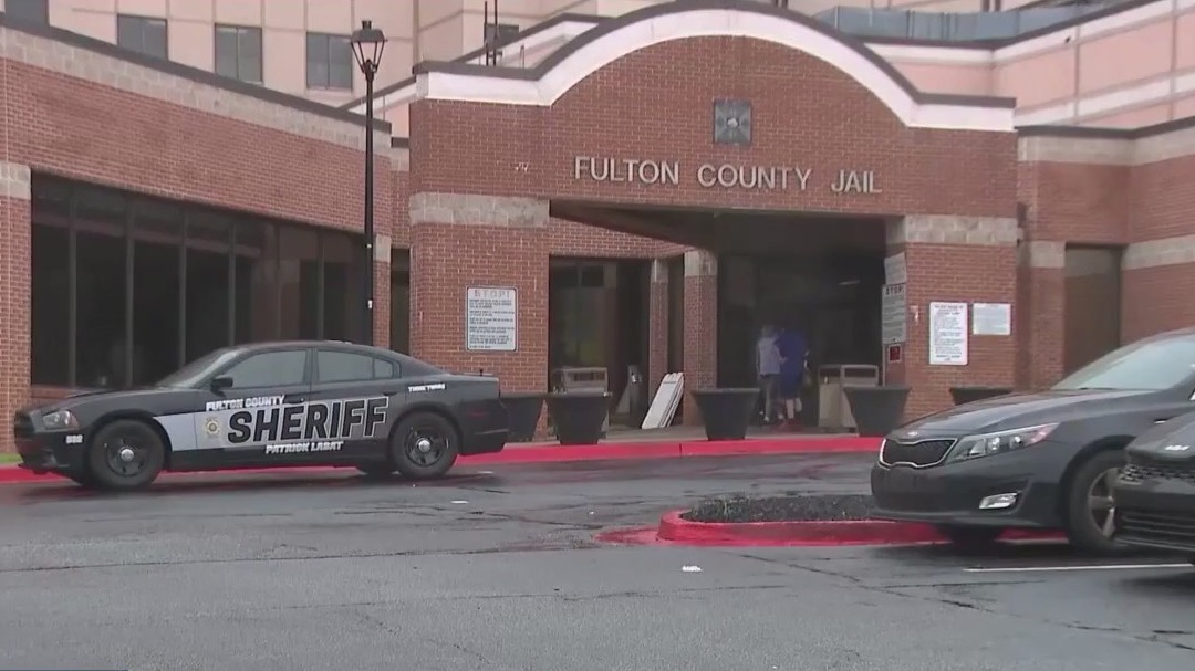 Another jailer arrested in Fulton County | FOX 5 Atlanta