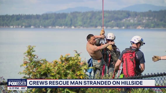 Seattle Fire rescues man stranded on Magnolia hillside