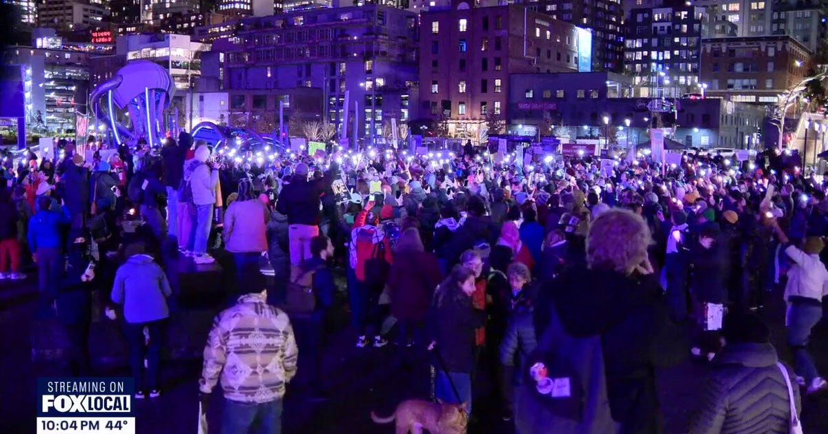 Hundreds march in Seattle following federal agent shootings