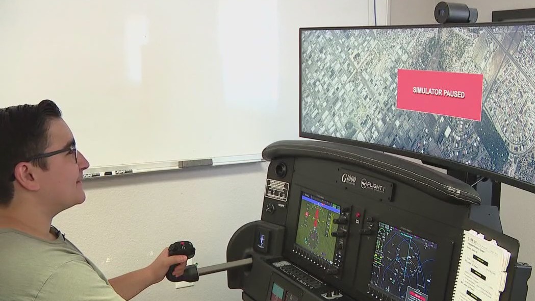 Aviation classes for kids held at Falcon Field