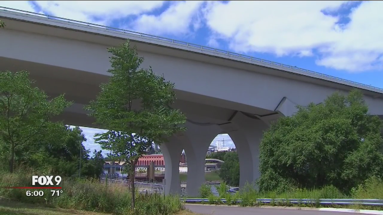 35W bridge is covered in nearly 500 sensors