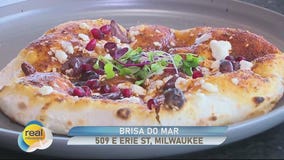 Wood-fired pizza at Brisa Do Mar