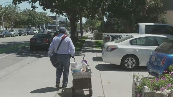 2 Evanston postal carriers robbed in 2 days: 'Extremely concerning'