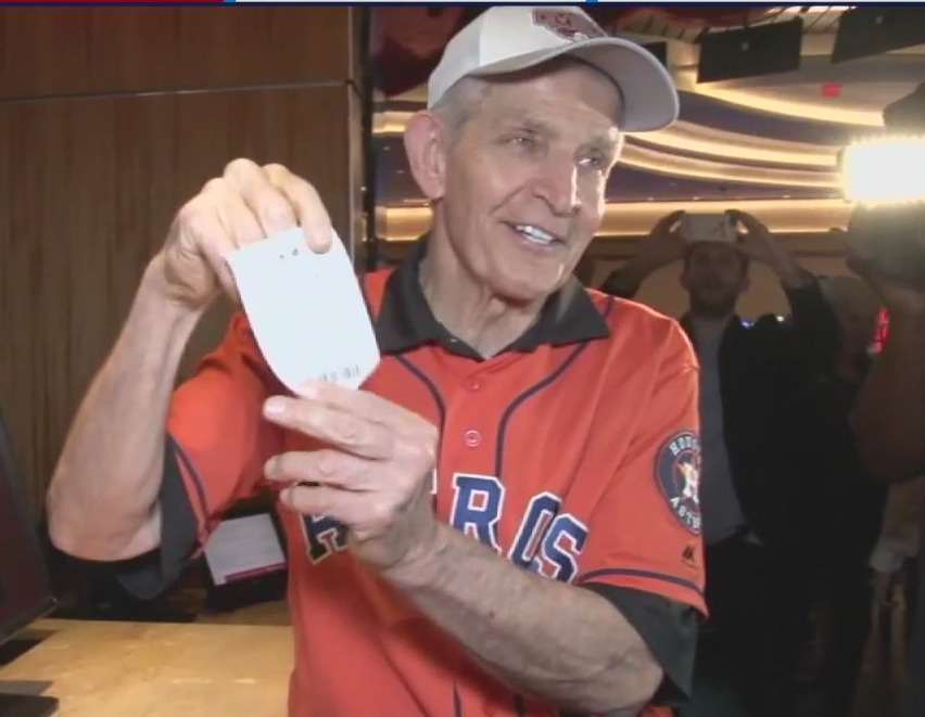 Mattress Mack places nearly $10 million bet on 2022 Super Bowl