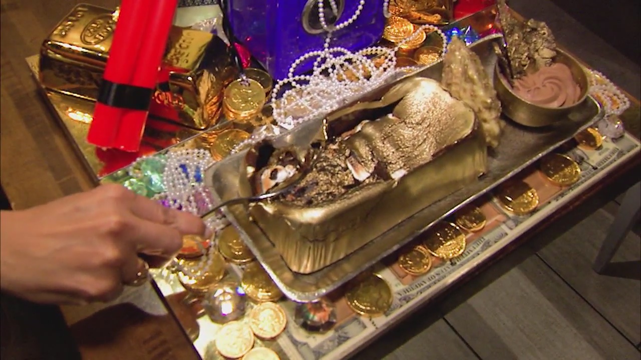 Foodie Friday: Instagram-worthy dishes at Barton G restaurant in West Hollywood