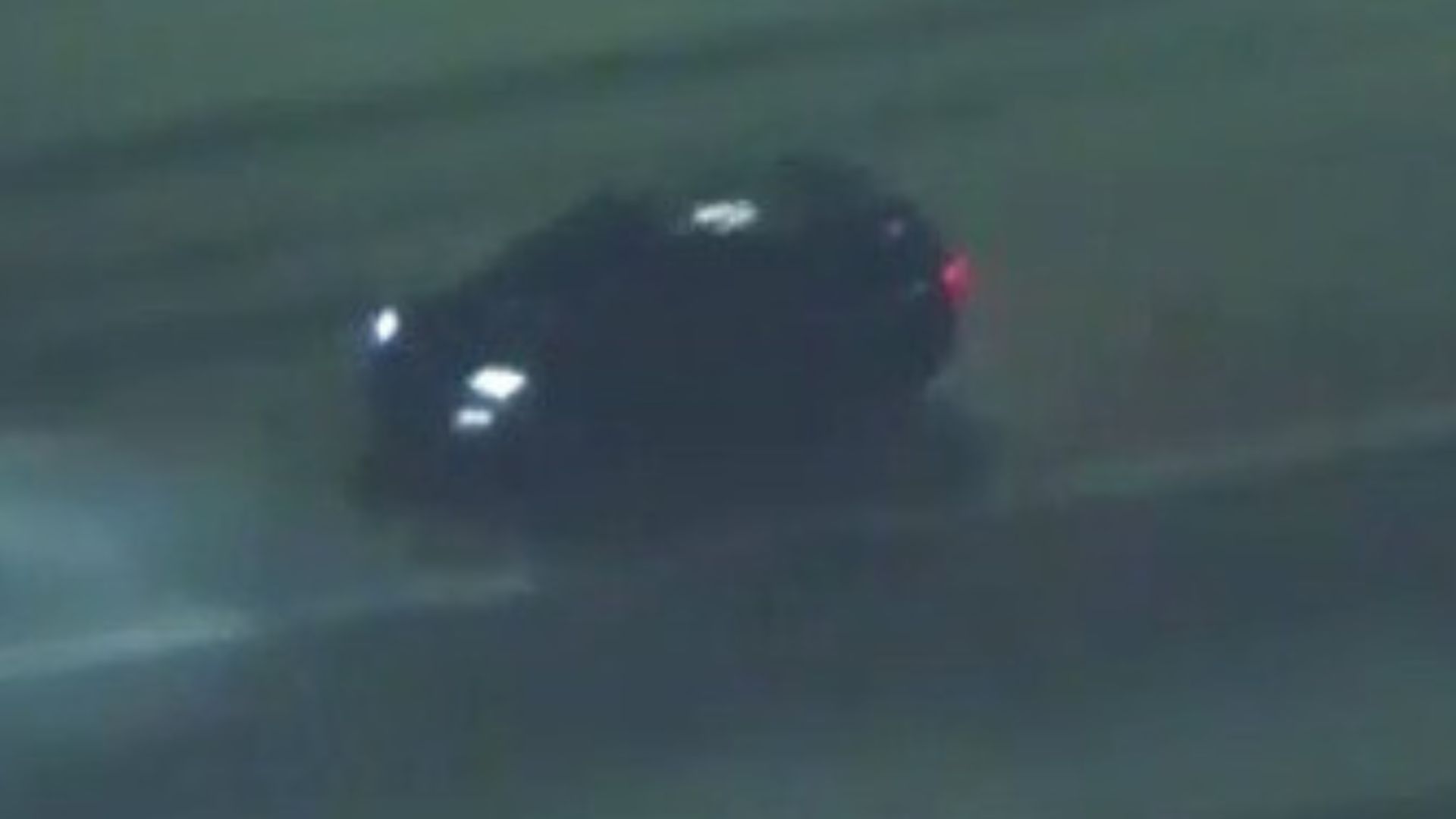 High-speed police chase heading to downtown LA