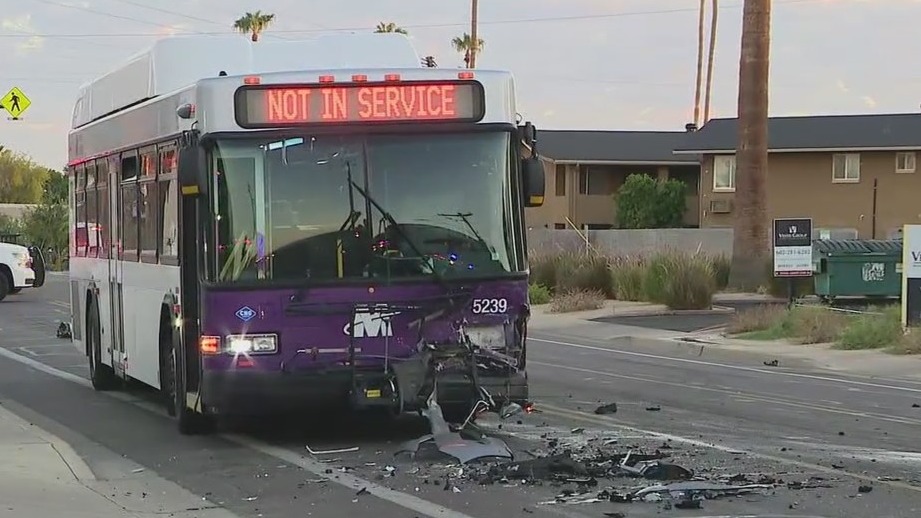 Phoenix crash involving city bus under investigation | FOX 10 Phoenix