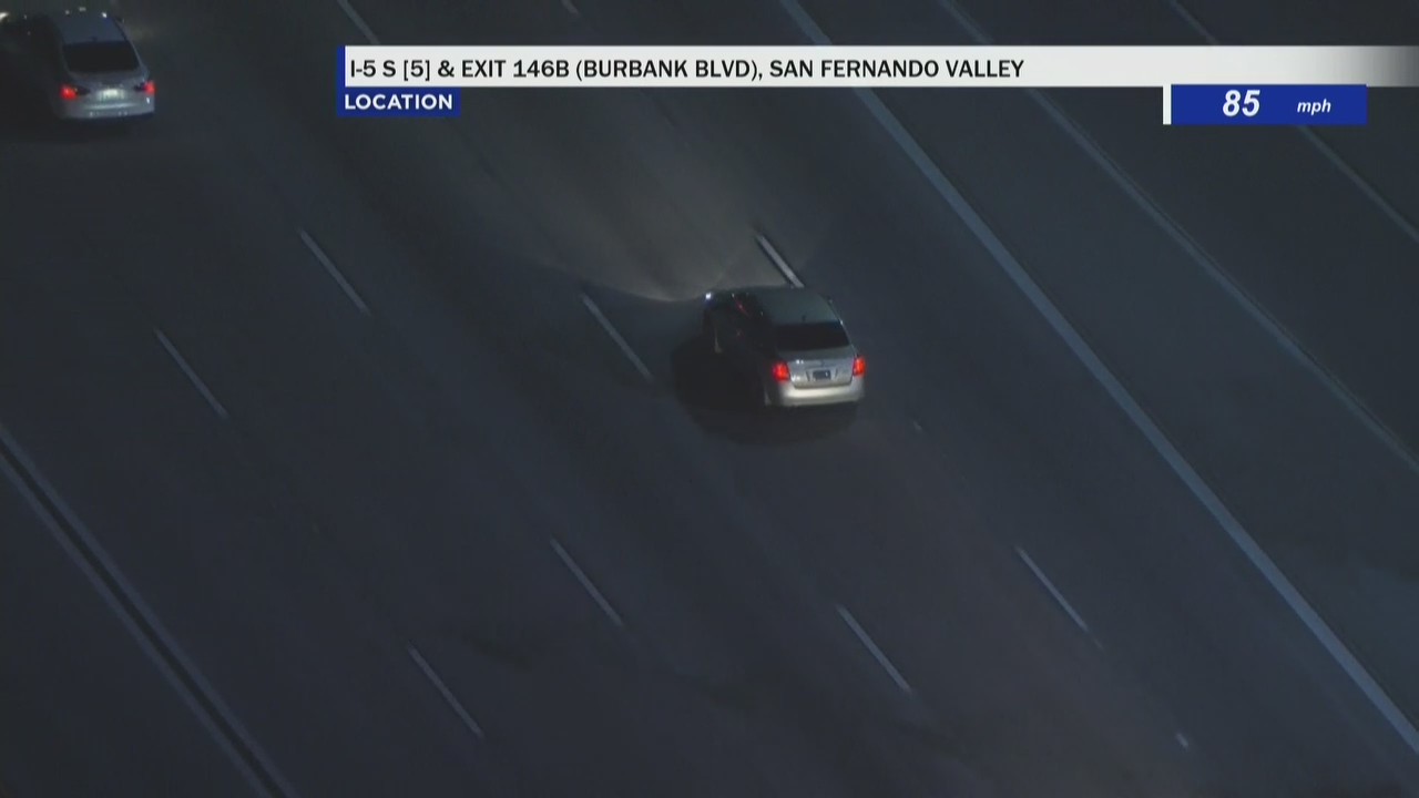 Suspect leads officers on chase through LA County