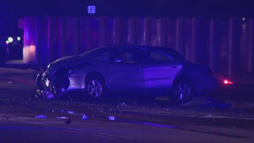 Fiery crash in Phoenix sends 4 to the hospital