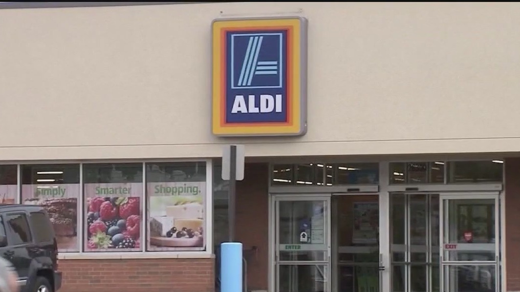 Discount grocery store Aldi purchases 2 buildings