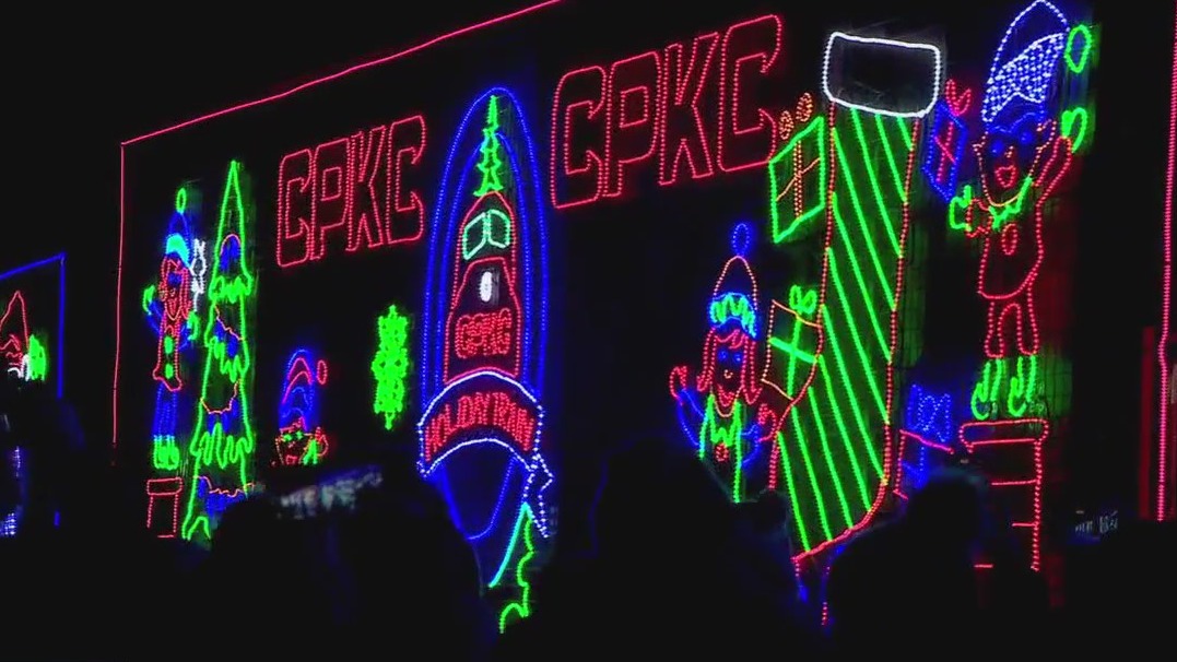 Holiday train rolls into MN | FOX 9 Minneapolis-St. Paul