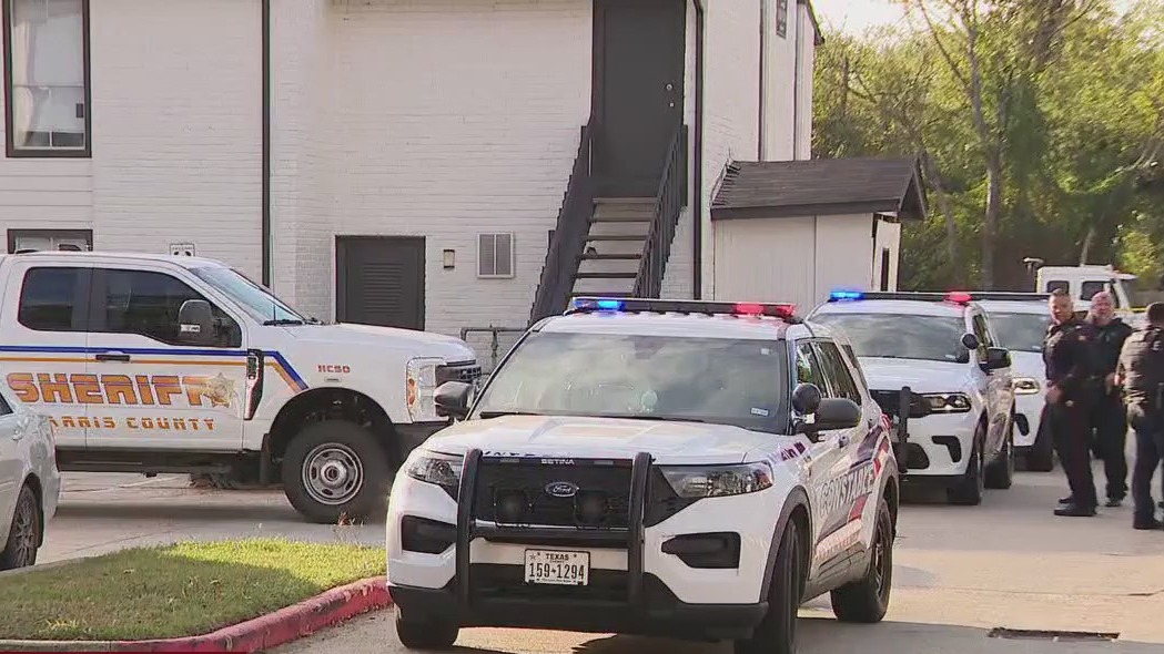 Deadly shooting at Harris County apartment complex
