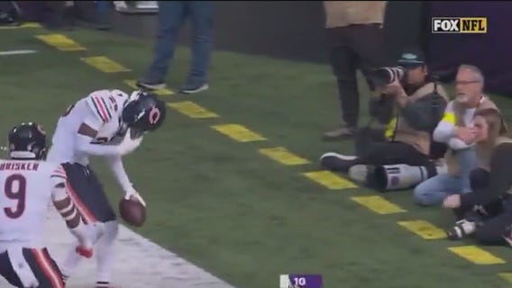 NFL player honors Coach Beam