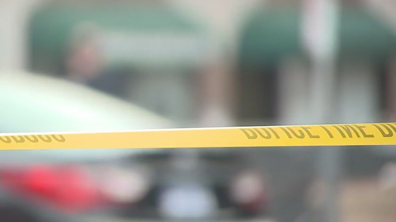 Suspect sought by fed agents fatally shoots himself near 32nd and Lincoln