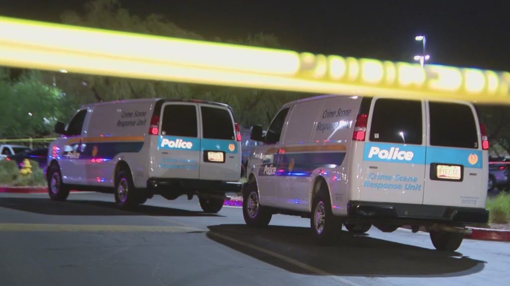Man killed ex-wife at Desert Ridge Marketplace: PD