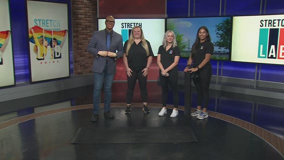 Lee learns to stretch