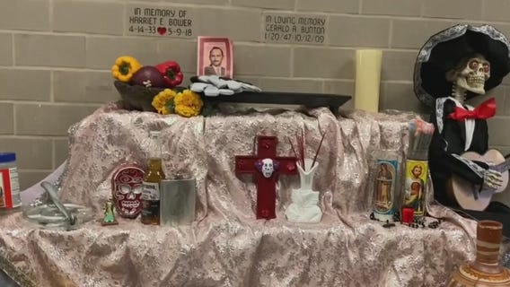 Making an altar at National Museum of Funeral History