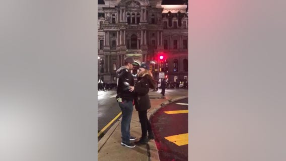 Philly couple gets engaged amid Eagles Super Bowl celebration