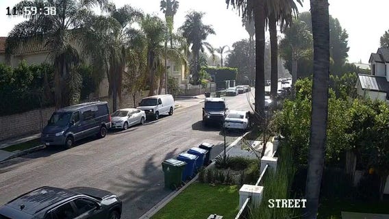 Sherman Oaks mom stops burglary suspects