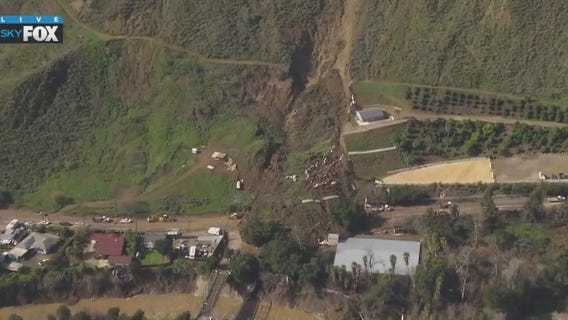 Mudslide leads to road closure in Santa Paula
