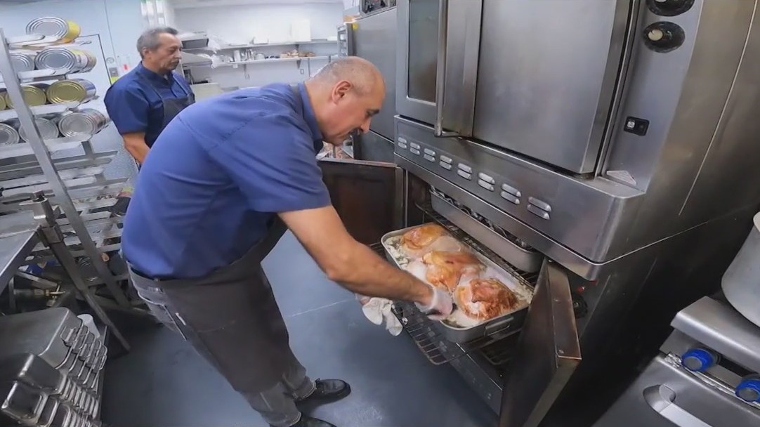 More people choosing 'Thanksgiving To Go'