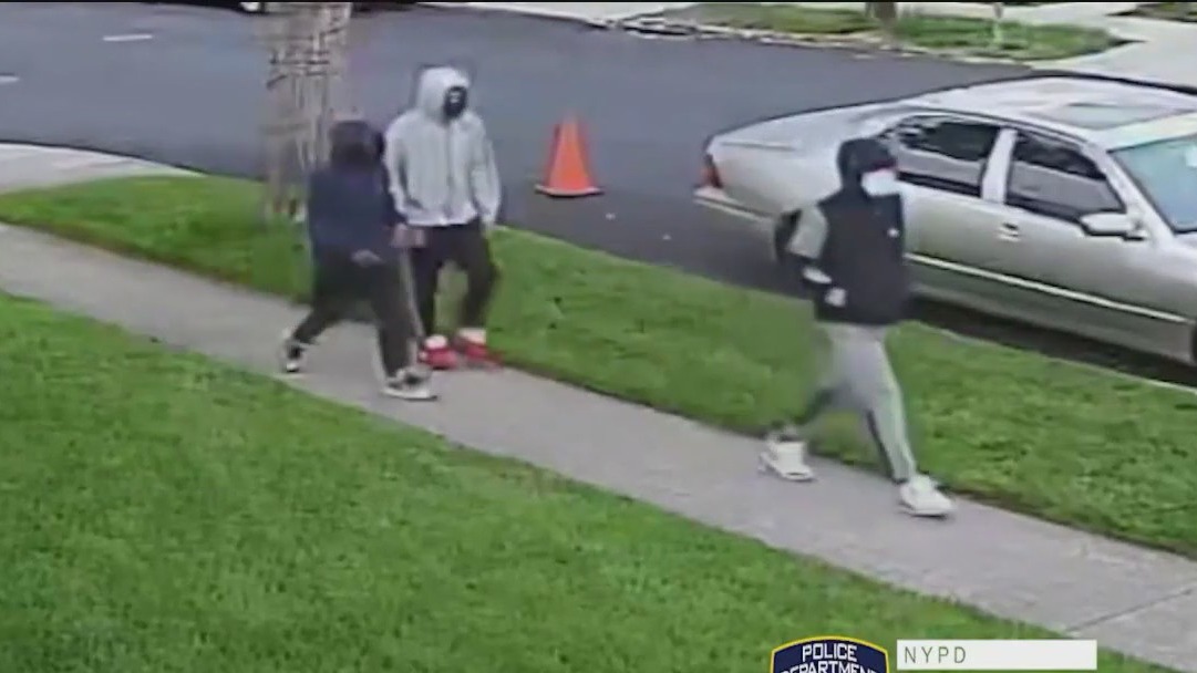 16-year-old victim of Queens crossfire dies