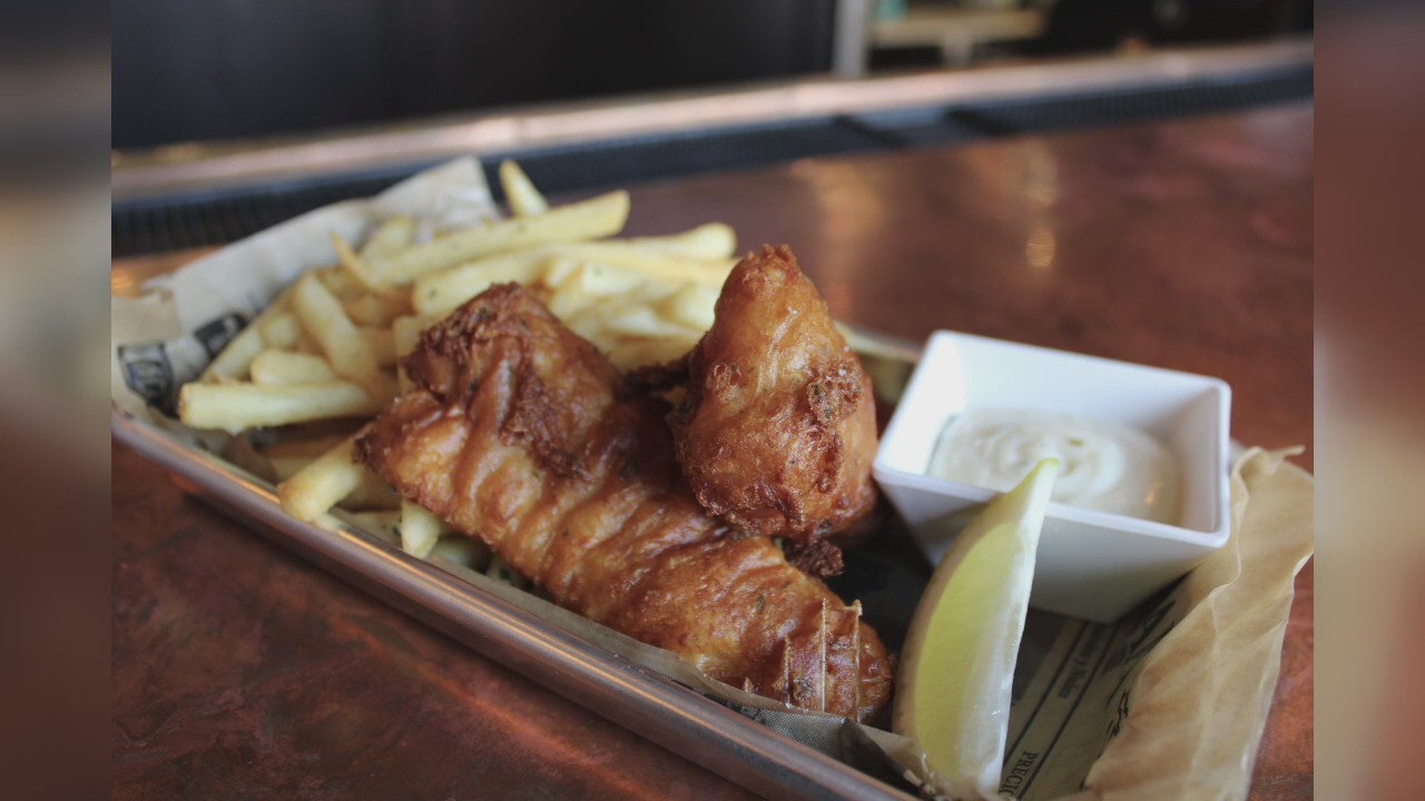 The Lone Goat - Downtown Detroit?s Authentic  English Pub