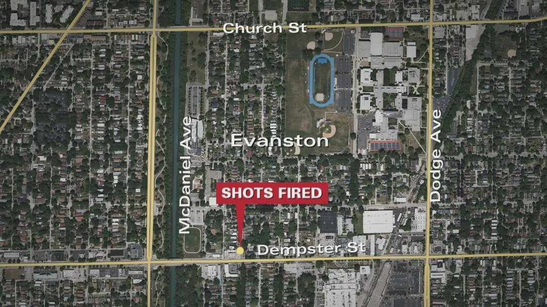 Teen shot during backyard gathering in Evanston: police